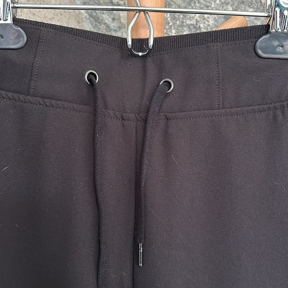 Activewear pants - Picture 3 of 9